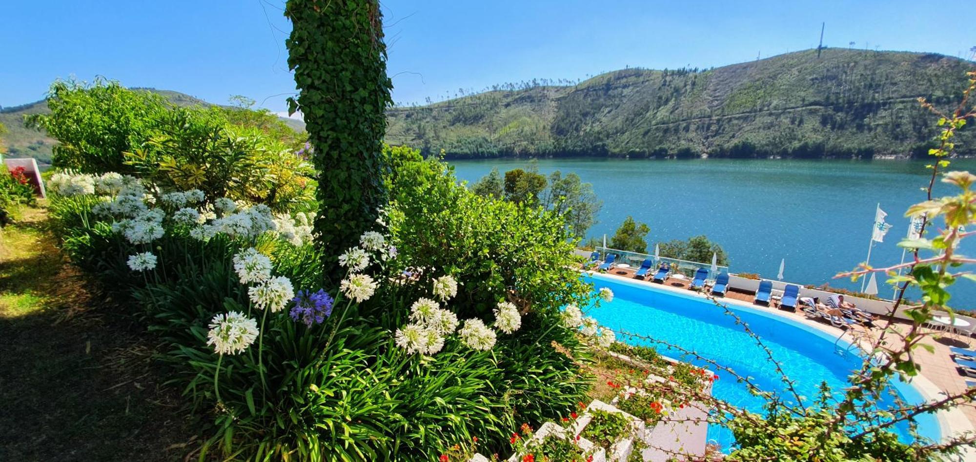 Lago Azul Eco Hotel Ferreira do Zezere Bagian luar foto