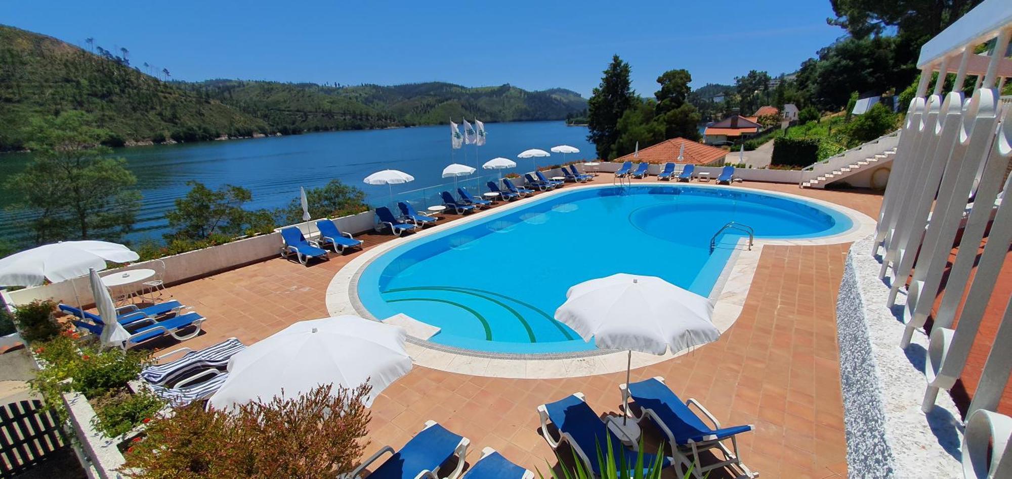 Lago Azul Eco Hotel Ferreira do Zezere Bagian luar foto