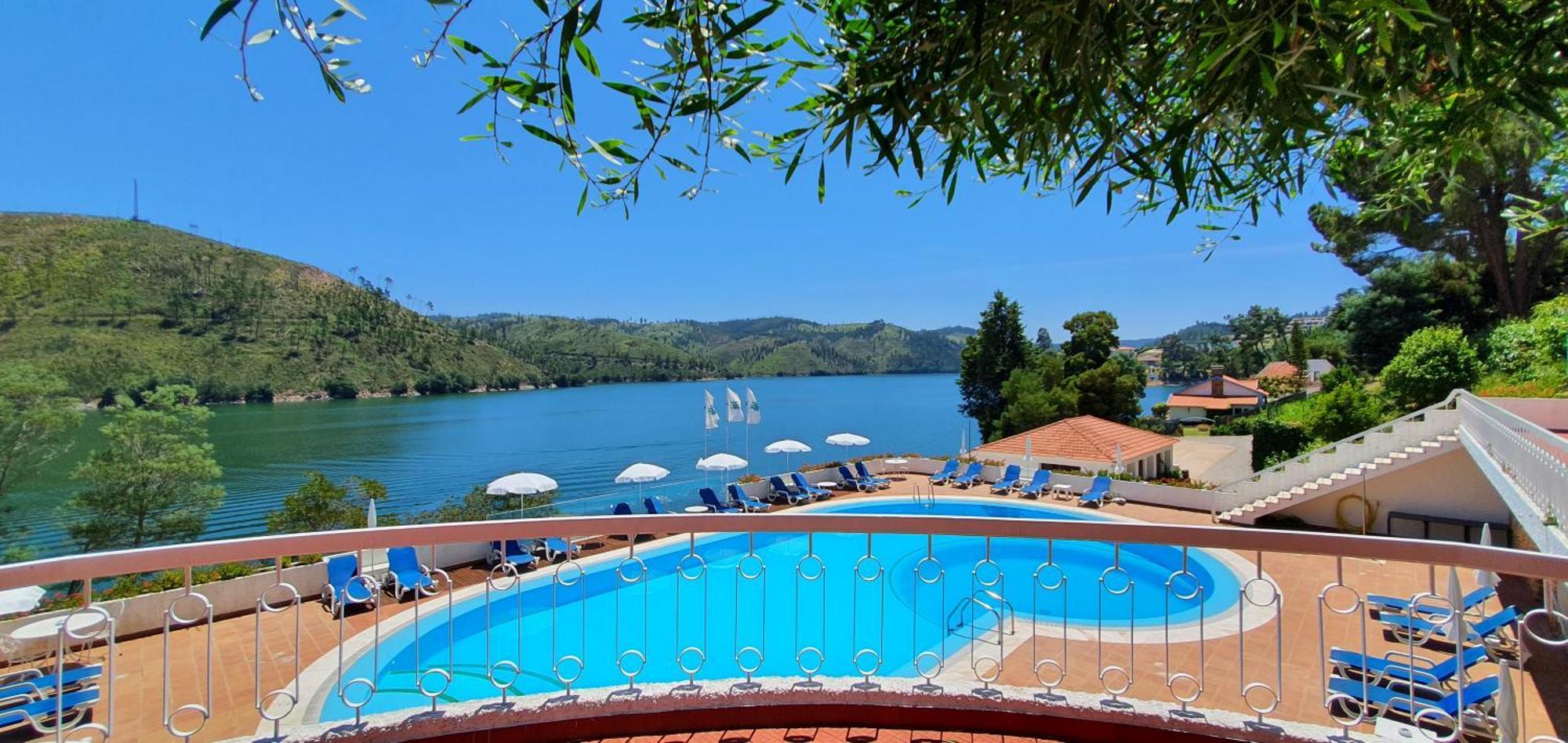 Lago Azul Eco Hotel Ferreira do Zezere Bagian luar foto
